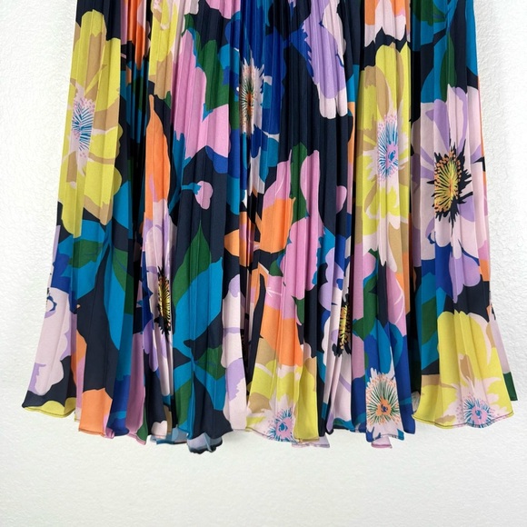 Anthropologie Maeve Midi Skirt The Valerie Pleated Blue Motif Preppy Floral sz 4 - Picture 3 of 7